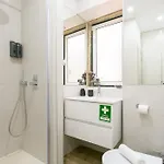 Center Apartment, Walkable, Ac&wifi * Lizbona